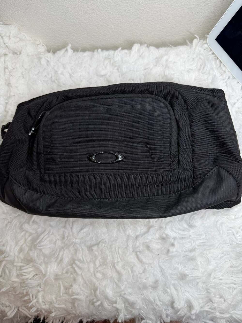 Oakley Icon Belt Bag 2.0 Blackout Waist Bag Fanny Pack